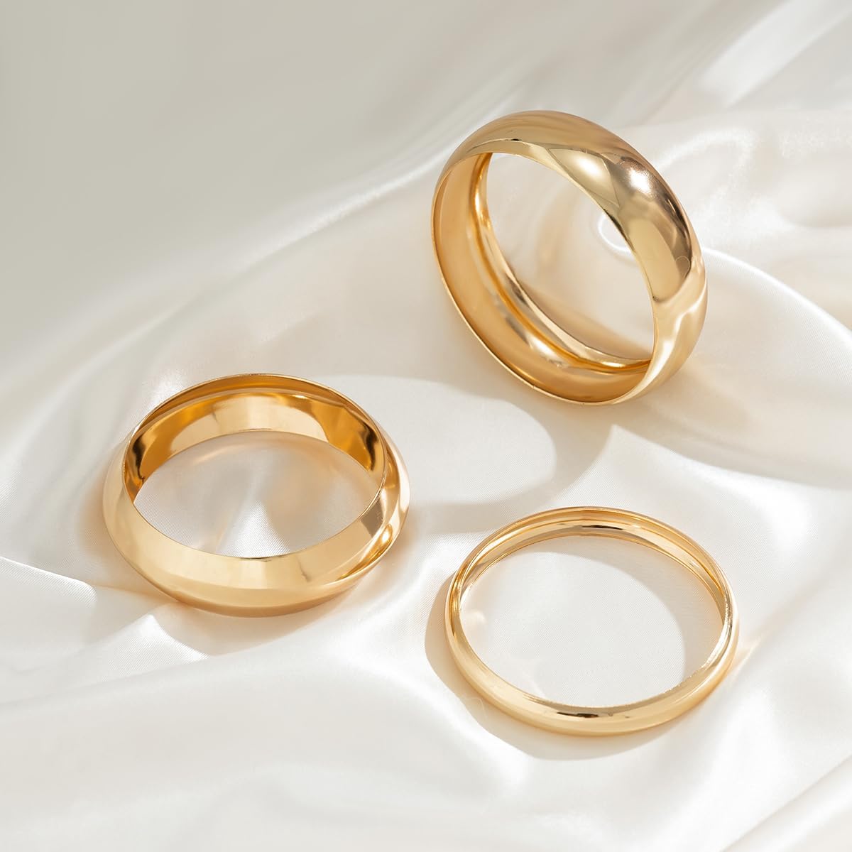 3PCS Chunky Gold Bangle Bracelets for Women Trendy Wide Wrist Cuff Bracelets Stack Statement Bangle Fashion Jewelry Gift