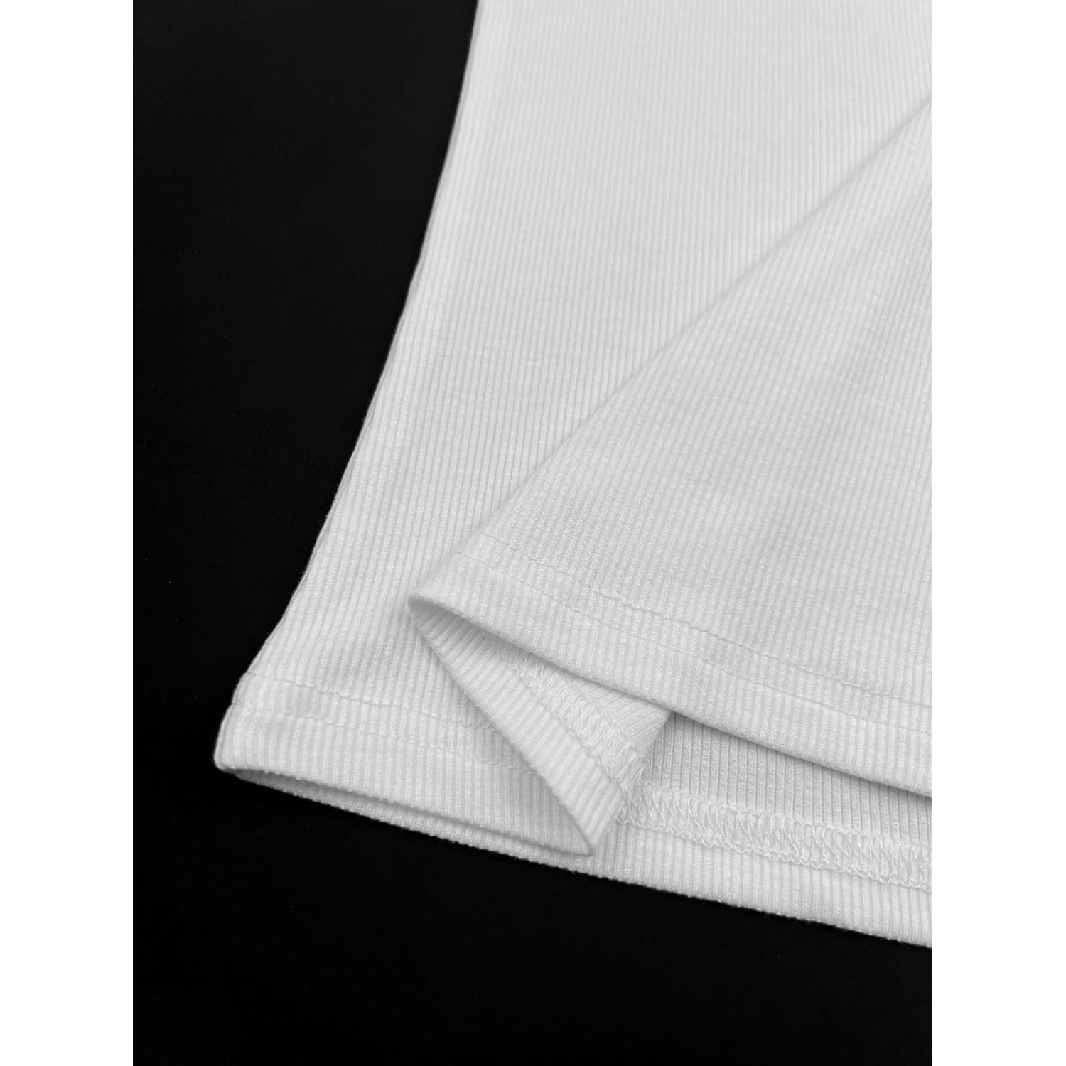 iGENJUN Womens Spaghetti Strap V-Neck Ribbed Tank Tops for Women 2025 Slim Fitted Soft Camisole Basic Layering Shirts