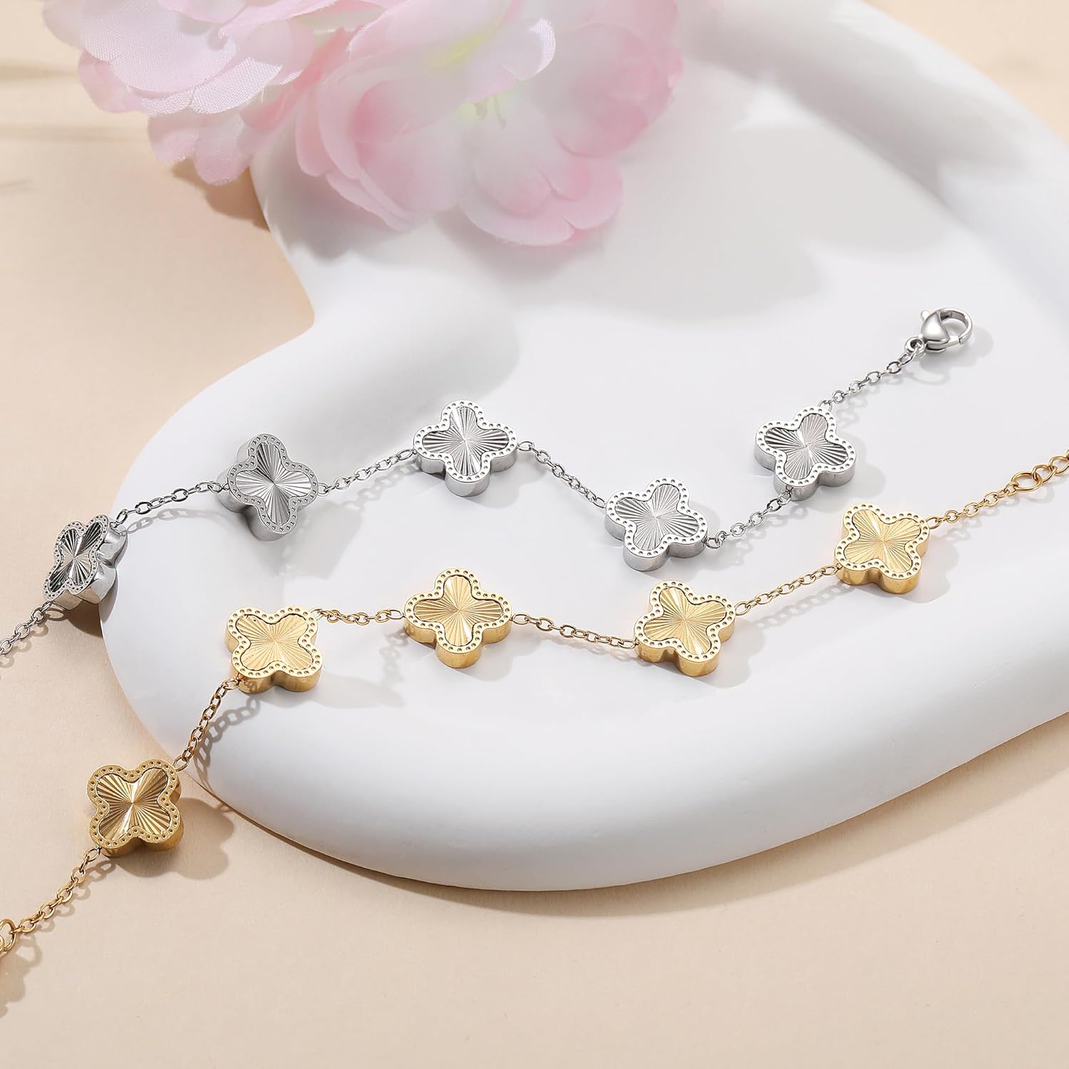 18K Gold Plated Clover Bracelet Dupes Gold Lucky Bracelet for Women Flower Four Leaf Bracelets Danity Jewelry Gifts for Women