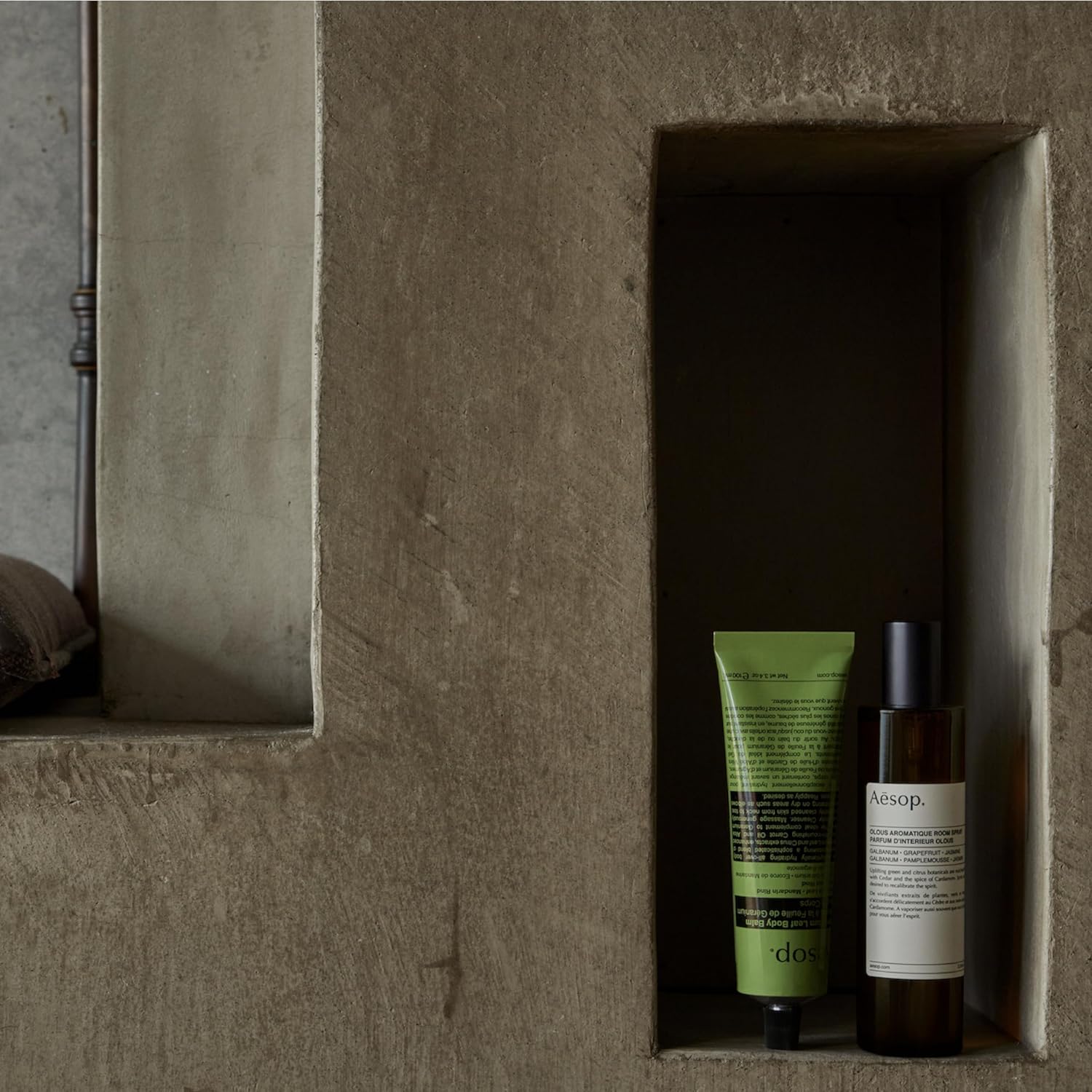 Aesop Geranium Leaf Exfoliating Body Scrub