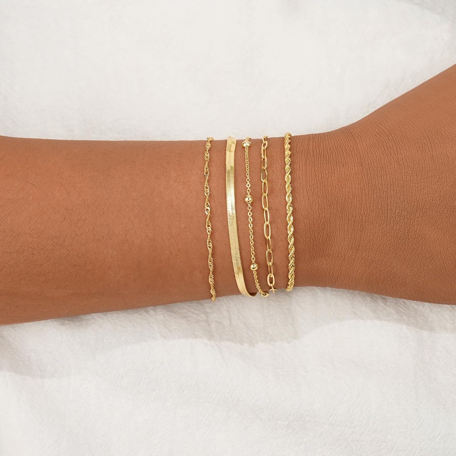 BERISO Gold Bracelets for Women, Elegant Adjustable 14K Gold Plated Bracelet for Women, Trendy Minimalist Dainty Gold Bracelet for Everyday Wear