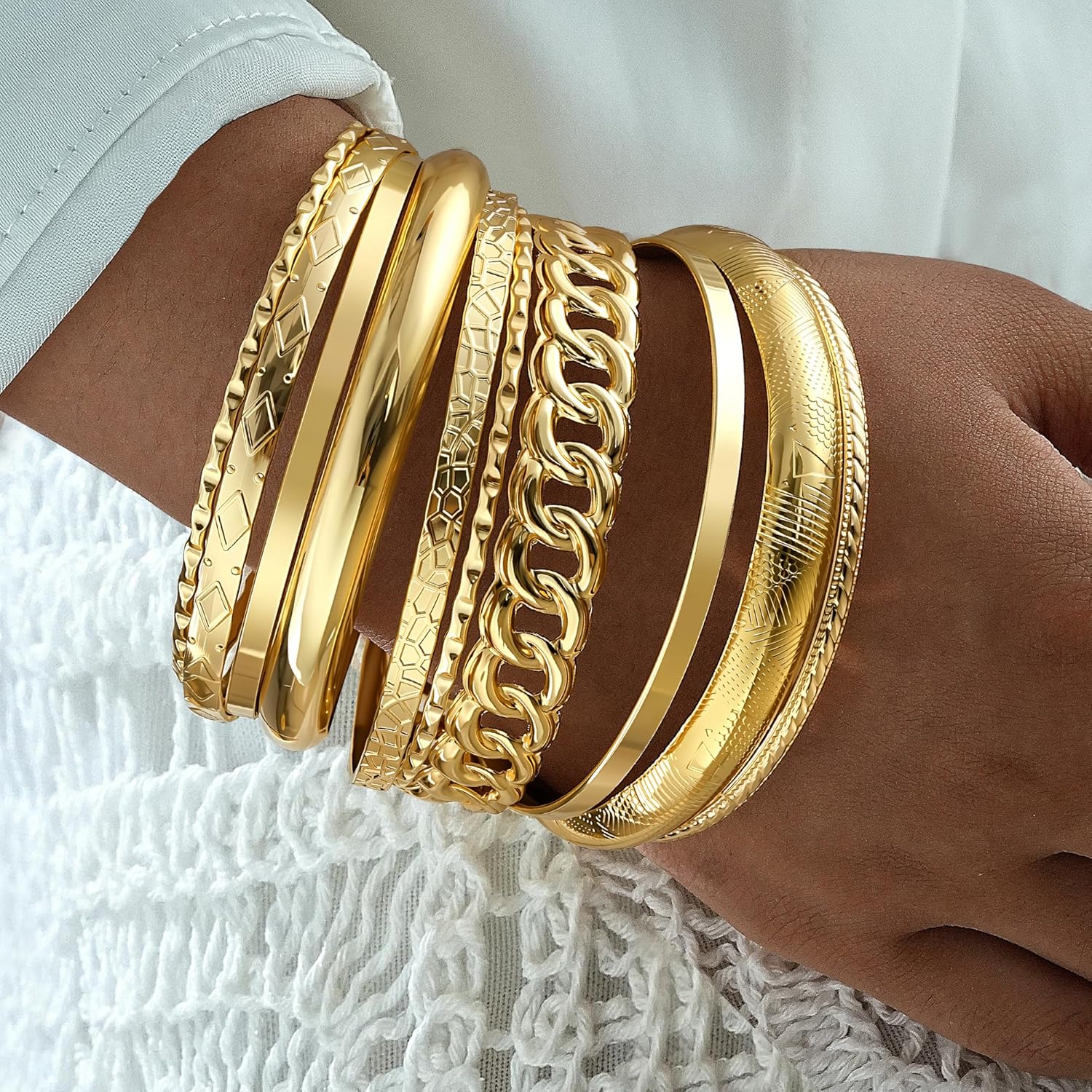 ÌF ME Gold Bangle Bracelets for Women, Indian Bangles Stackable Set, Multi Layer Textured 14K Gold Plated Chunky Bracelets Boho Jewelrys Set